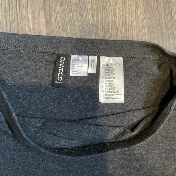 H&M Bodycon Mini Skirt - Picture 4 of 4